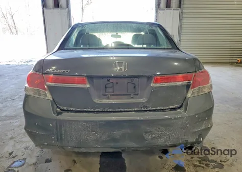 2011 Honda Accord Lx z USA, uszkodzony, nr VIN 1HGCP2F34BA074204